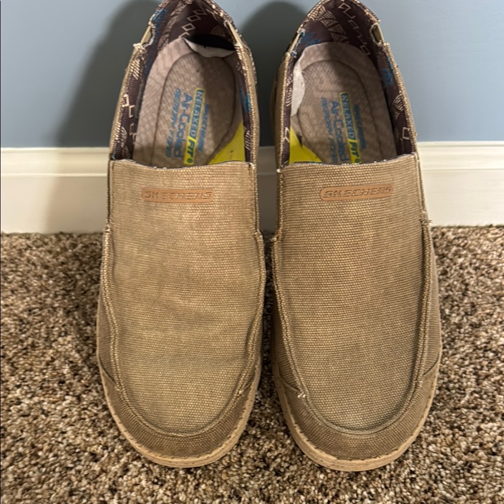 Skechers Tan Loafers Moccasin-Style Slip-Ons